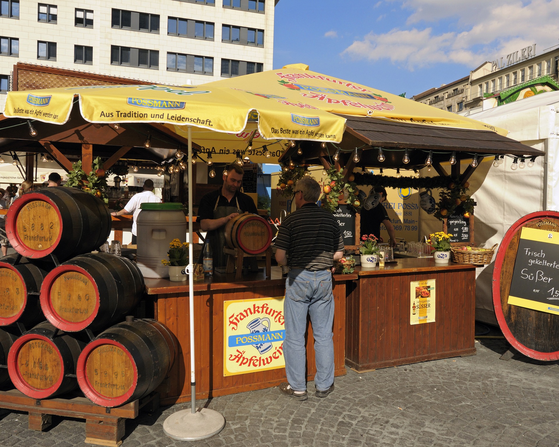 Apfelweinfest in Frankfurt am Main Apfelweinfest in Frankfurt